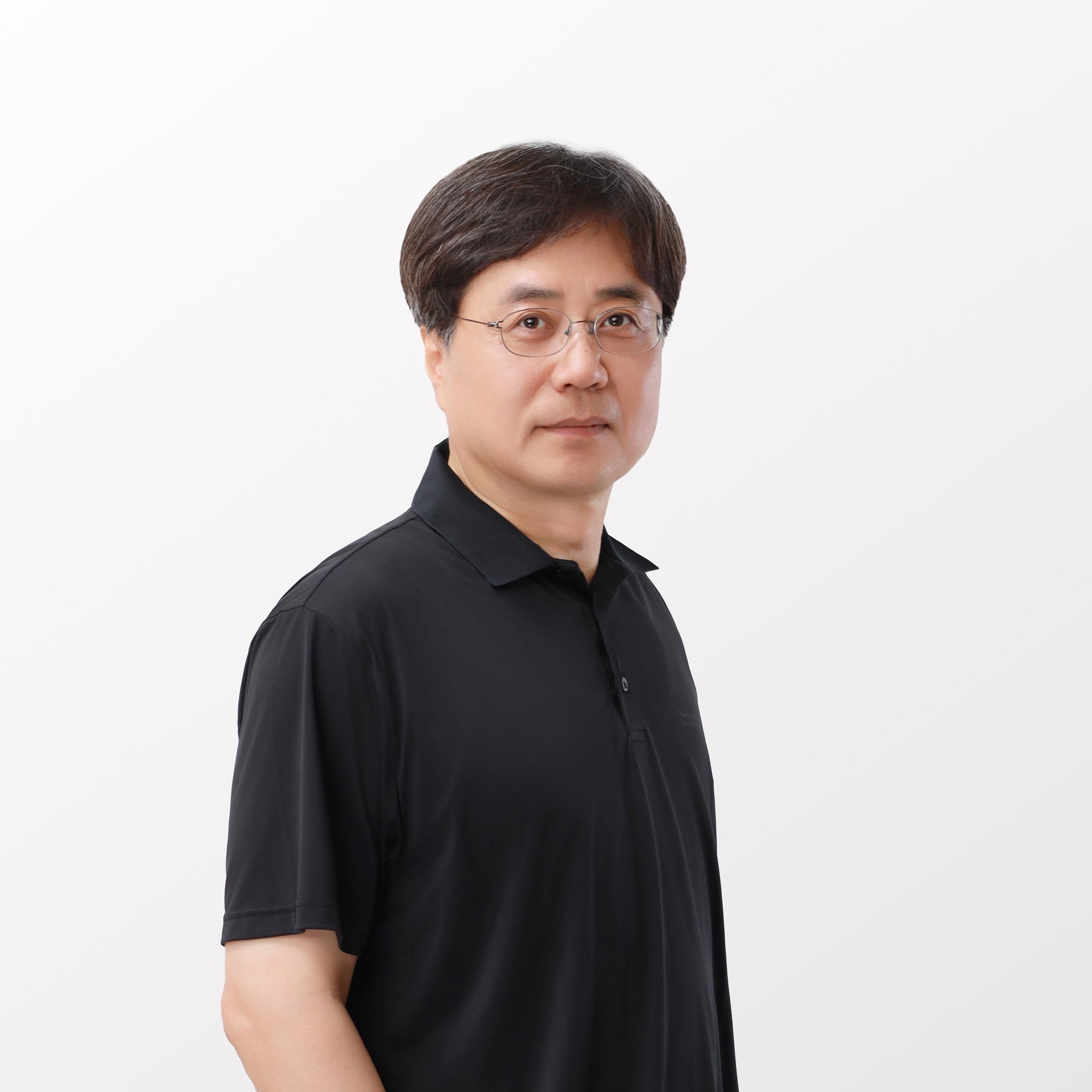 박찬석 사진